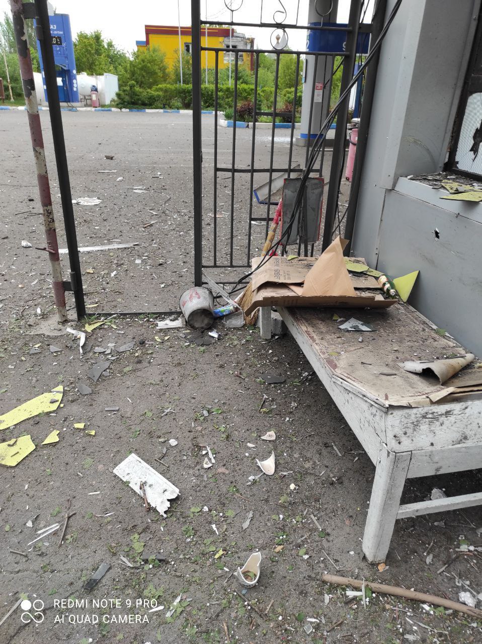 Повреждена автомобильная заправочная станция в Горловке