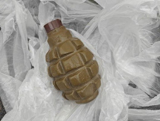 В Горловке мужчина нашел гранату и хронил ее дома