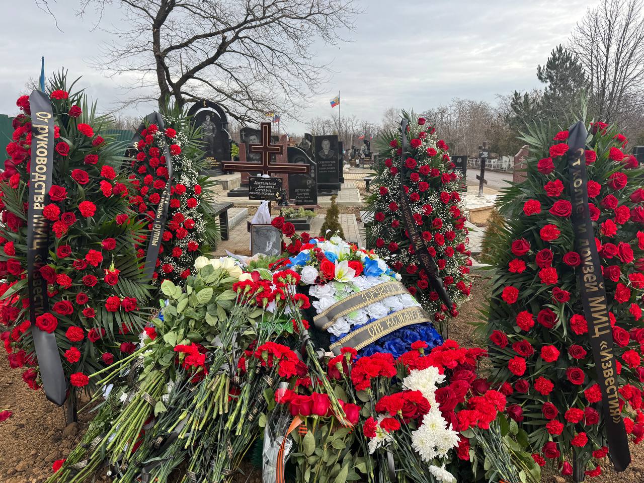 Военкора похоронили в ДНР