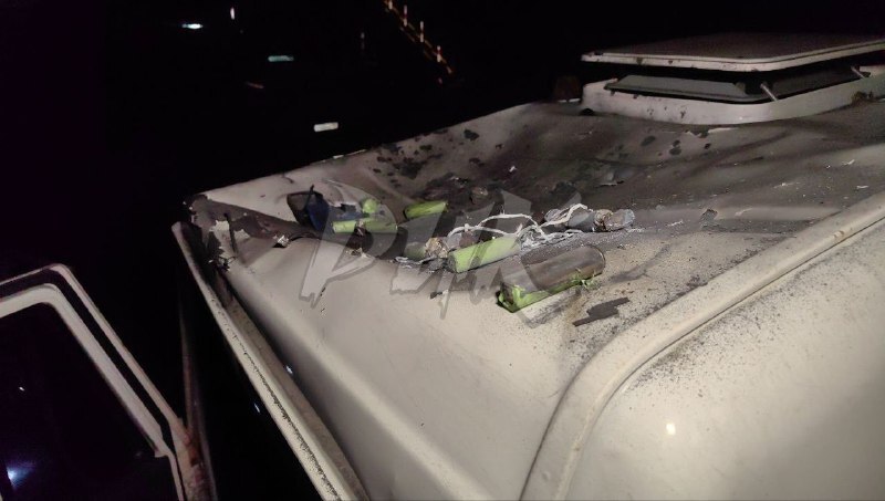 Повреждённая ударом БПЛА ВСУ специализированная техника одной из ресурсоснабжающих организаций Горловки.