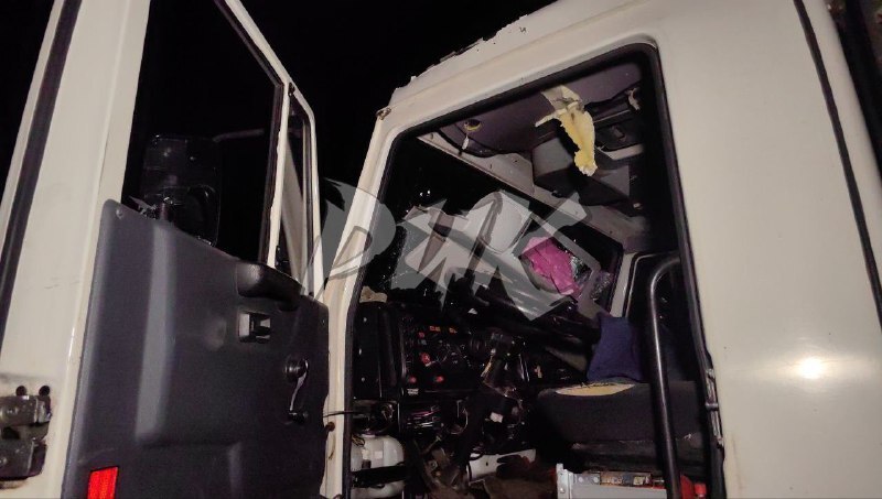 Повреждённая ударом БПЛА ВСУ специализированная техника одной из ресурсоснабжающих организаций Горловки.