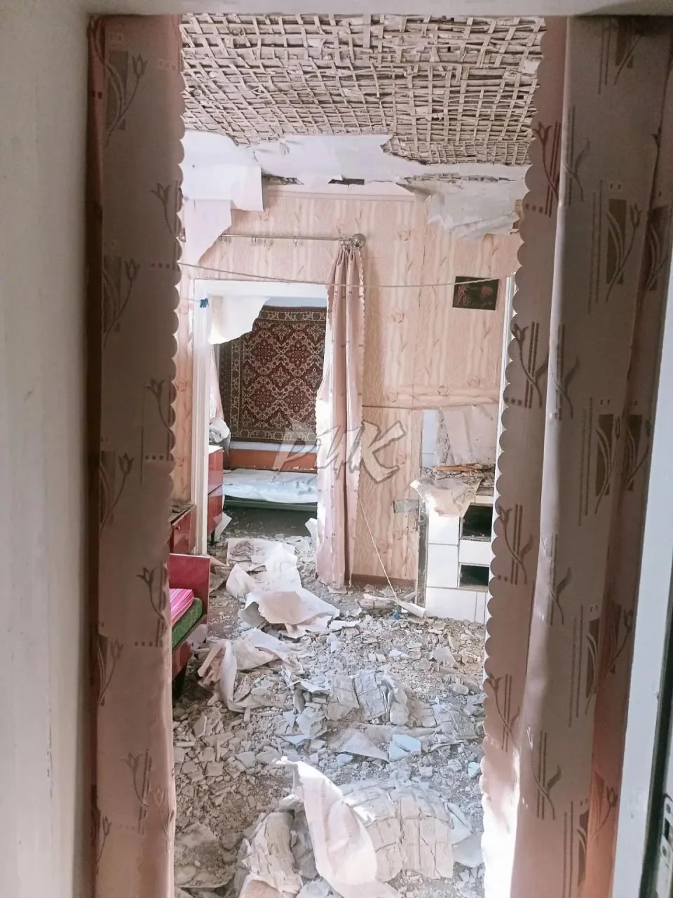 В результате атаки БПЛА ВСУ в Горловке разбиты ряд частных домов