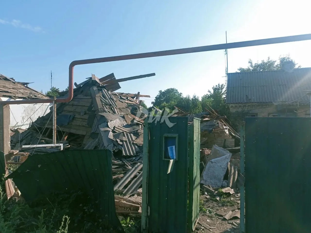 В результате атаки БПЛА ВСУ в Горловки повреждены частные дома