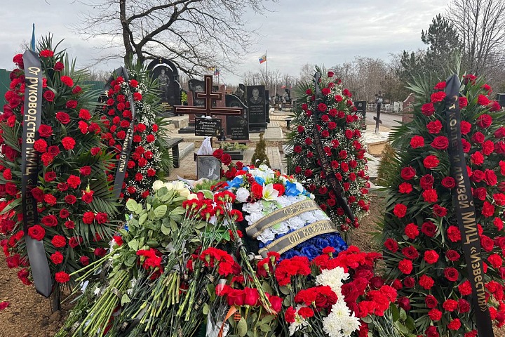 Военкора похоронили в ДНР