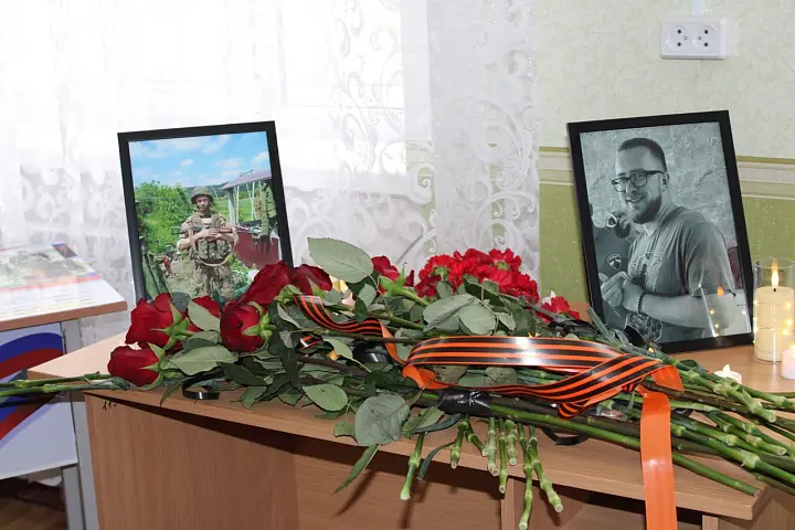 В Горловке открыли «Парту Героя»