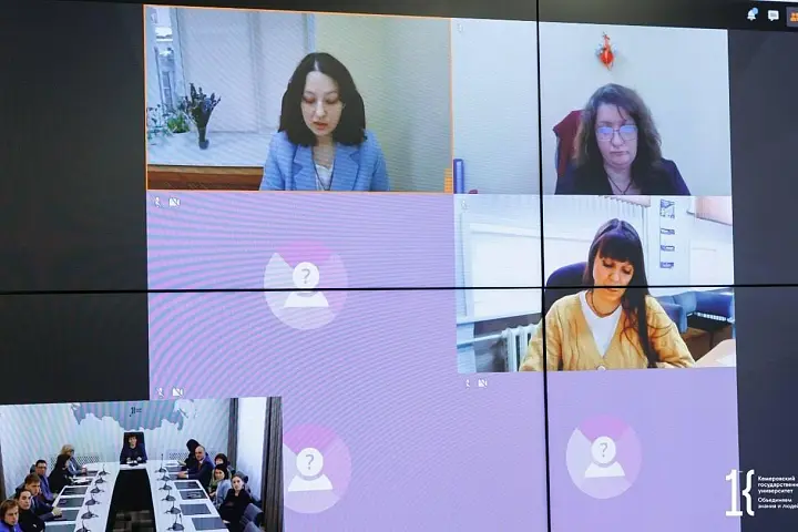 Горловчане приняли участие в старте федерального проекта «Архивный десант»