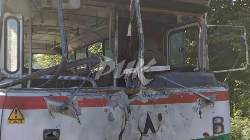 Атака БПЛА ВСУ на пассажирский автобус в Горловке
