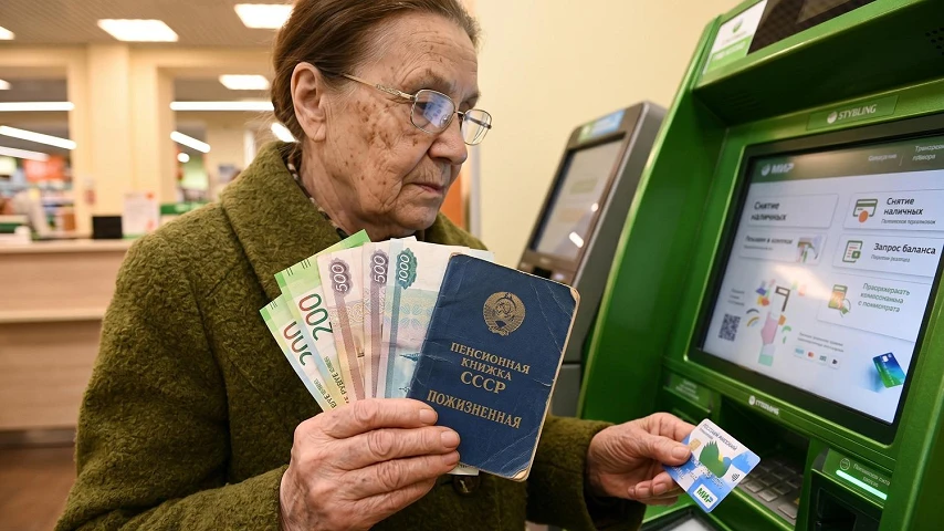 Пенсионерка. Фото ИИ, "Горловка.Сегодня".