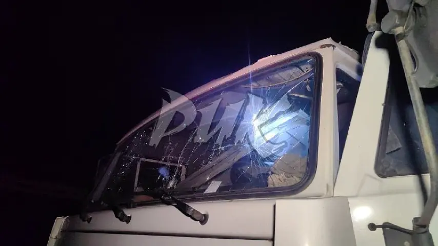 Повреждённая ударом БПЛА ВСУ специализированная техника Горловки